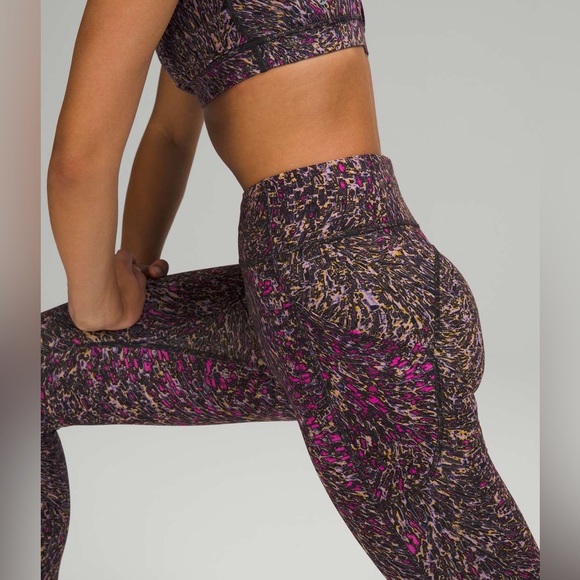 Lululemon Invigorate High-Rise Tight Motion topography Multi Legging - Picture 3 of 12